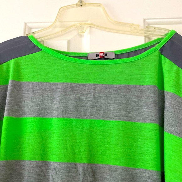 Comfy , lightweight top with sheer shoulder panels. - Picture 2 of 9